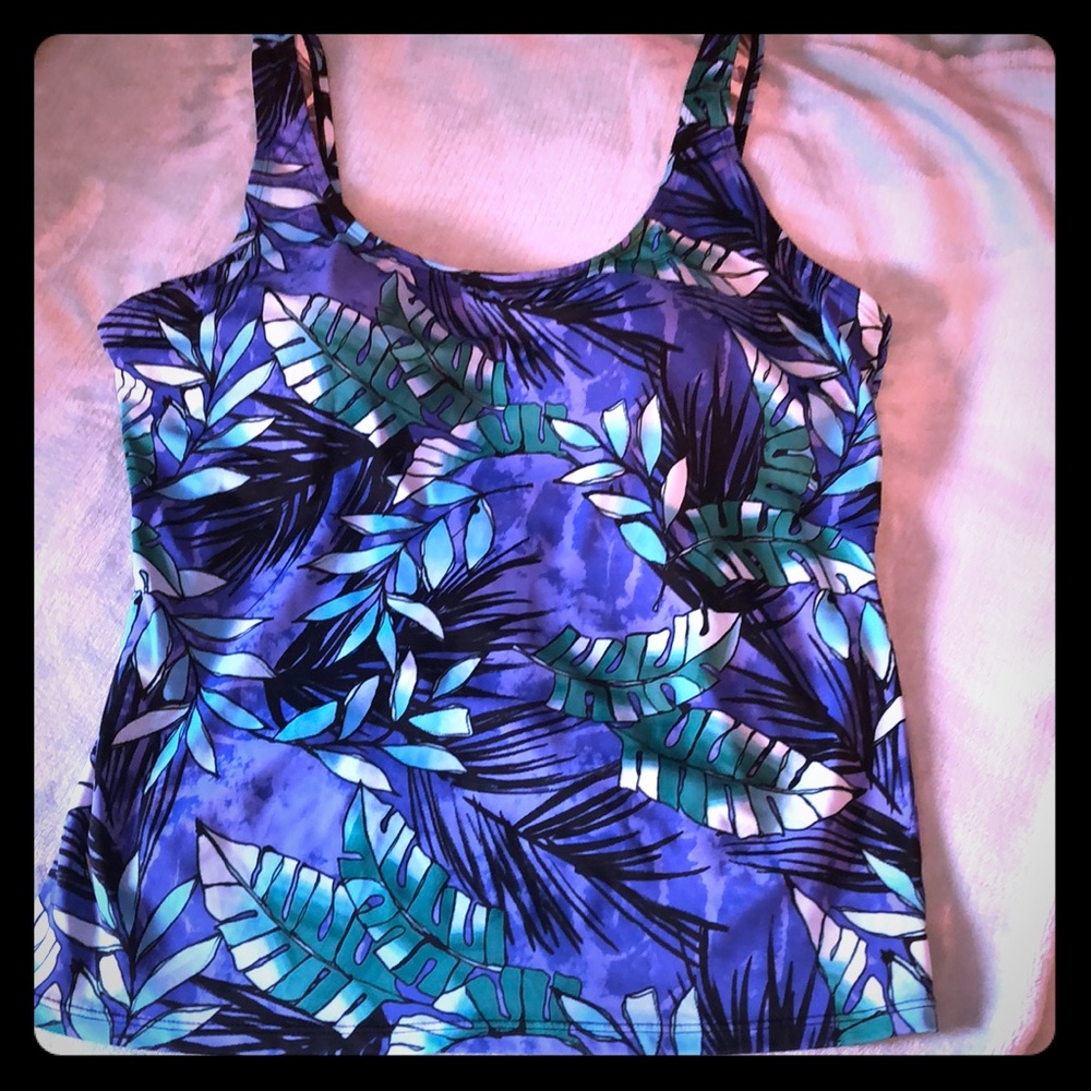 Women’s tankini top